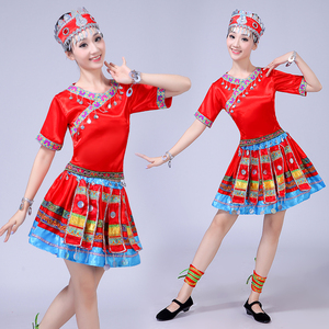 新款苗族演出服装女贵州成人民族风舞蹈服装壮族湘西瑶族表演服饰