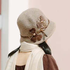 配氏原创 花朵钉珠可折叠羊毛帽 秋冬季保暖帽子女 包邮 布塔女帽