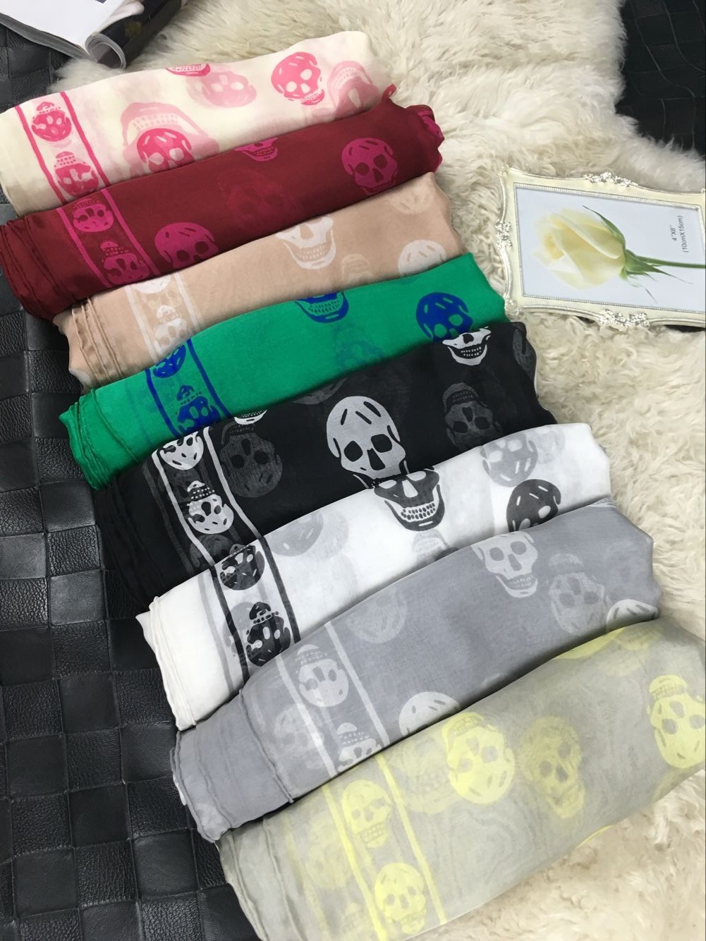 微瑕处理经典真丝桑蚕丝丝巾大方巾围巾披肩春夏秋冬通用女骷髅头真丝大方巾