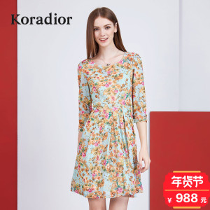 koradior/珂莱蒂尔正品2018春装新款气质休闲碎花连衣裙显瘦时尚 ￥ 1