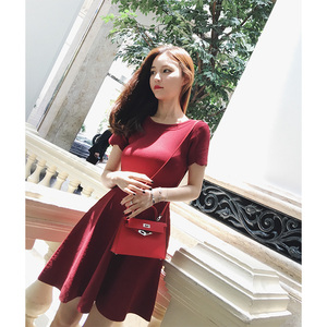 钱夫人CHINSTUDIO 韩版纯色圆领收腰镂空针织连衣裙女夏短裙a字裙连衣裙