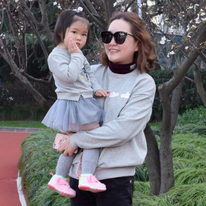 2018新款潮亲子装母女装母子装宝宝春装长袖休闲纱裙卫衣外套亲子装