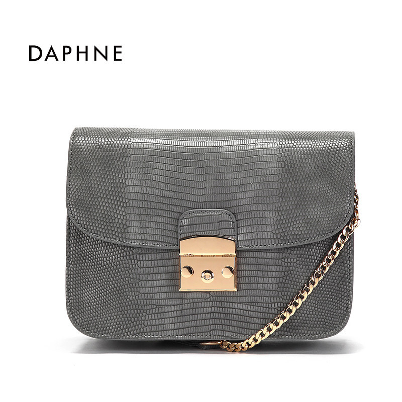 Daphne/达芙妮链条小包女斜跨时尚蛇纹磨砂单肩小方包女包经典