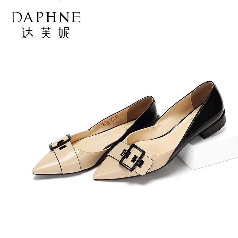 Daphne/达芙妮圆漾时尚撞色尖头低跟扣饰女单鞋1017102849