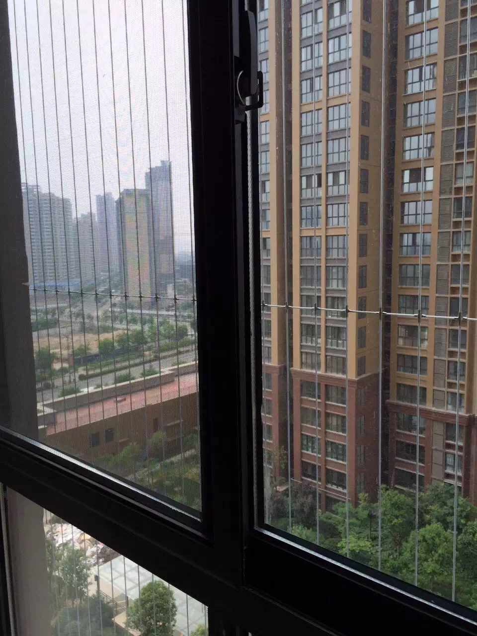 西安隐形防护网 儿童护栏阳台窗 防盗网 精品国标316不锈钢钢丝