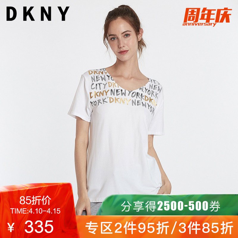 DKNY 春夏新品简单休闲舒适LOGO点缀女式T恤P8FH0BCD