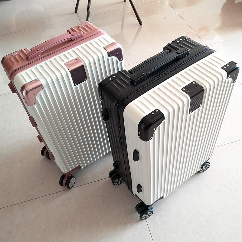 个性女款家用22寸特色高档四方形方便多功能软妹轻便好用的旅行箱