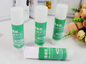 品牌名称 得力固体胶棒7101