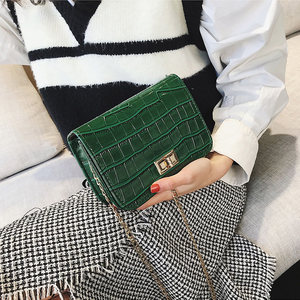 【蛇皮女包绿色价格】最新蛇皮女包绿色价格\/
