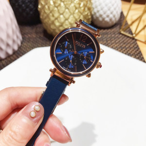 class=h>手表 /span>女款多功能星期六 span class=h>针 /span>三眼