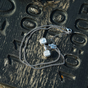 【chiseled哑铃项链代购价格】最新chiseled哑