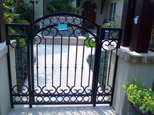 铁艺小门庭院门图片