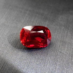 红宝石刻面图片