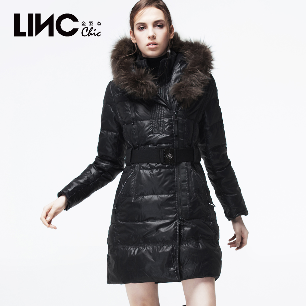 LINC金羽杰秋冬新款时尚双层领大毛领中长款羽绒服女收腰修身外套