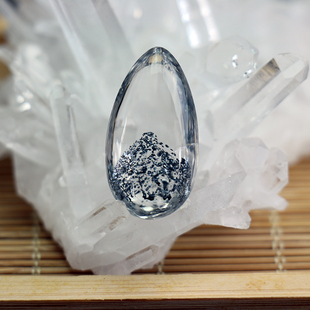 天然巴西水晶辉锑矿金字塔水晶吊坠 山高人为峰 独一无二