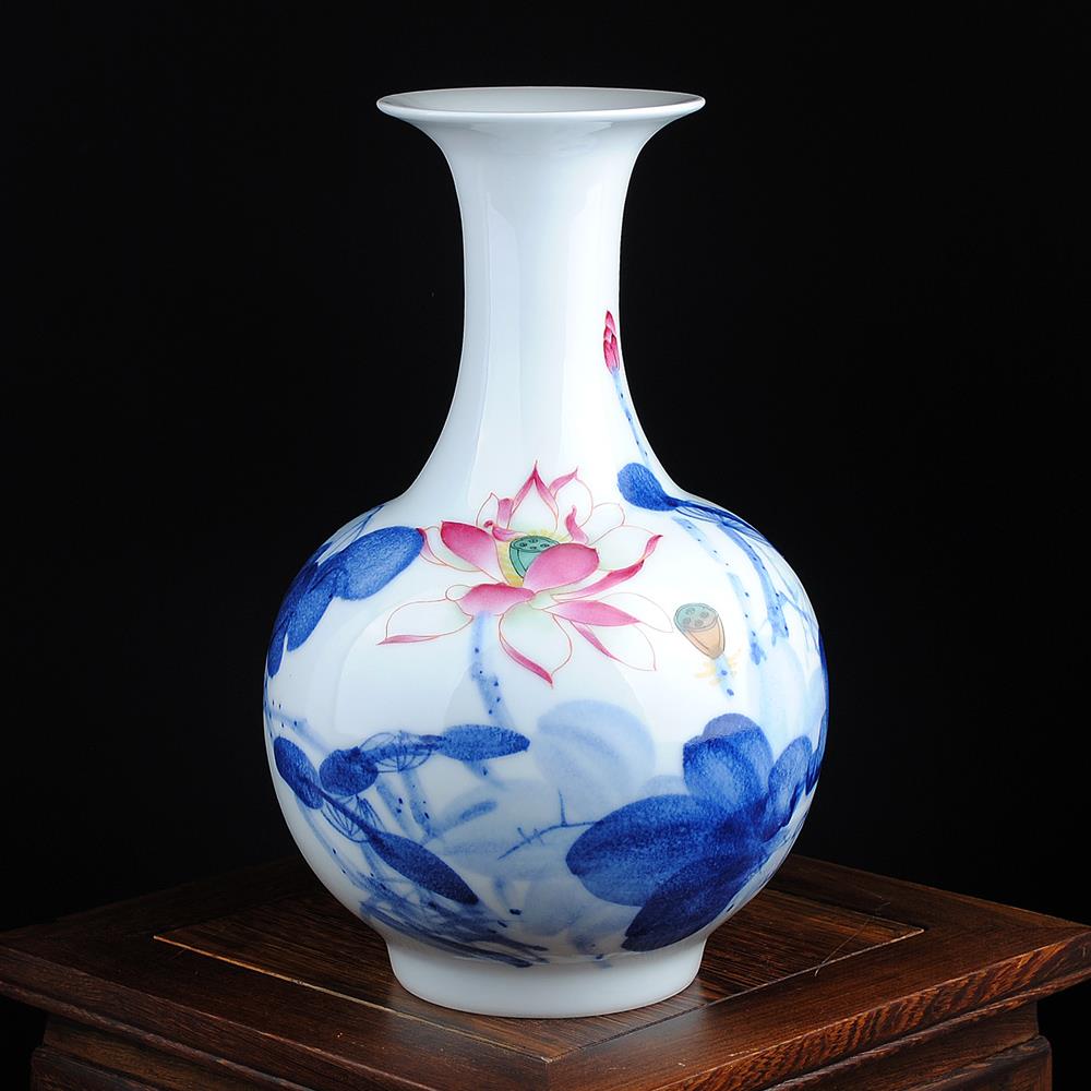 景德镇陶瓷器 手绘荷花斗彩花瓶赏瓶 大师彭小清证书收藏家居摆件