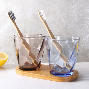 class=h>牙杯 /span>韩国家用牙缸杯一对情侣牙刷杯套装创意