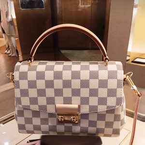 迪尔贝蒂大牌小方包女真皮 span class=h>棋盘 /span>格邮差包2018