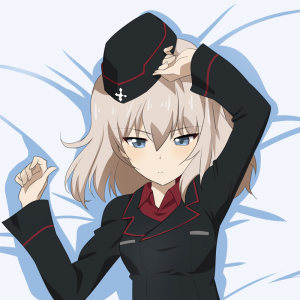 尚萌少女与战车剧场版逸见艾丽卡动漫周边卡通长条抱枕礼物b3674