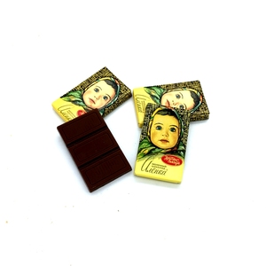 阿廖卡巧克力图片