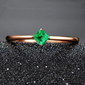 宝石戒指女方形图片