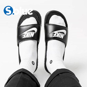 nike/耐克 benassi 黑白字母logo男女沙滩运动拖鞋 343880-090
