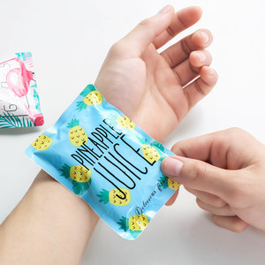 a卡通便携式 span class=h>冰袋 /span>迷你降温冰包户外可反复使用