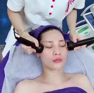 2300 已售45件 ￥( 0折) 天猫 尚赫美容仪正品美容院手法tbs超音波