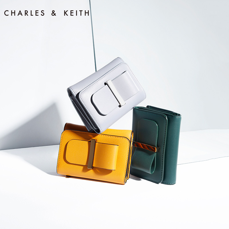 CHARLES＆KEITH短款钱包CK6-10770325金属蝴蝶结纯色女士钱包