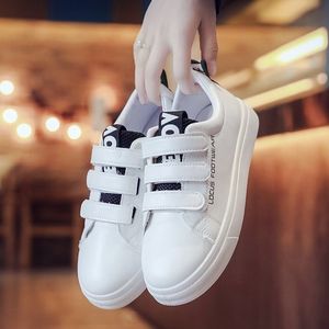 女士鞋2017新款夏 休闲 运动黑色 女士旅游鞋运