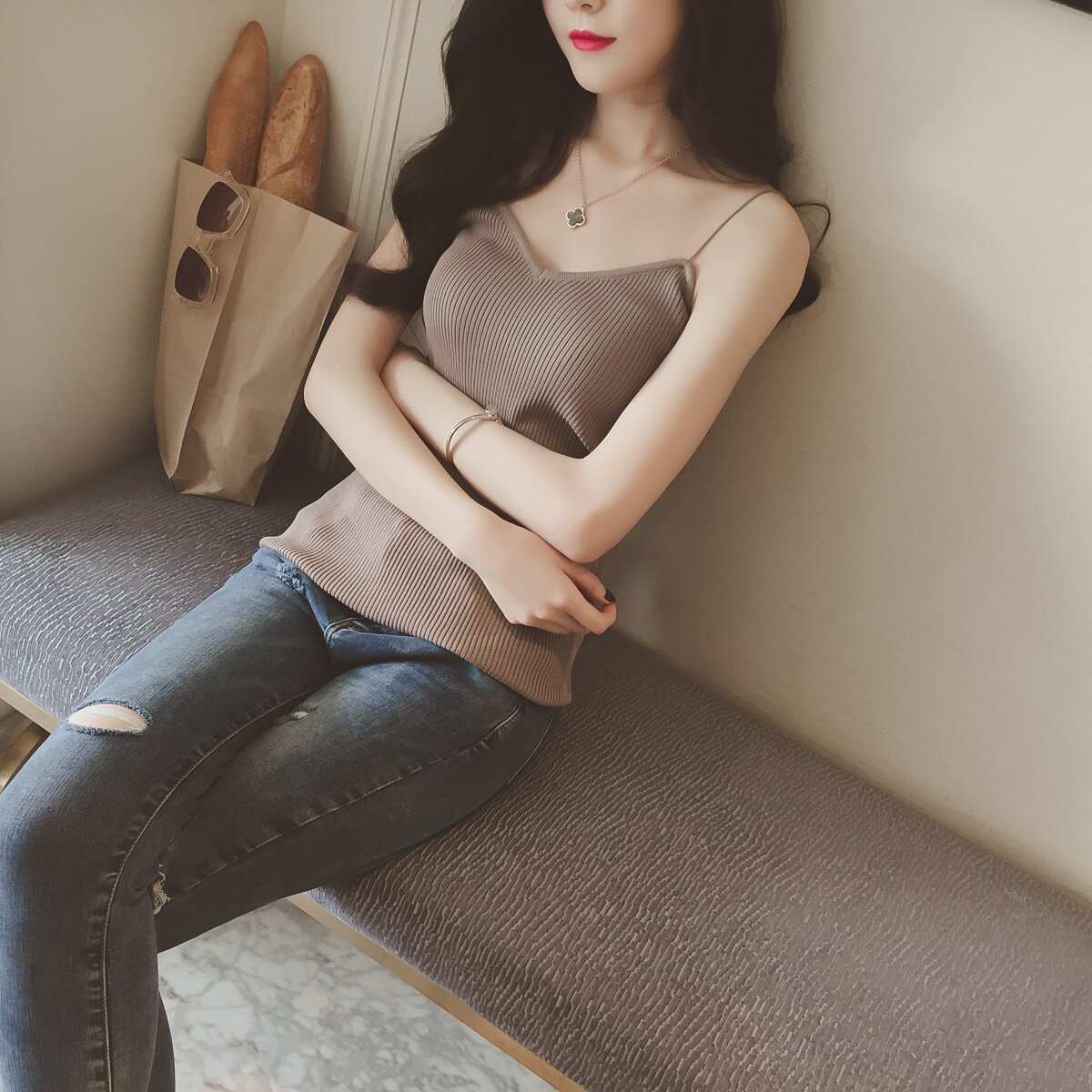 2017新款夏季学院百搭纯色性感v领打底针织吊带背心女短款小吊带