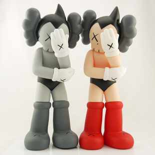 潮款kaws公仔 originalfake kaws 阿童木小飛俠