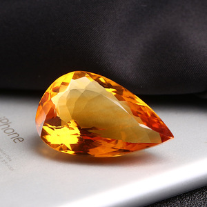 天然黄水晶水滴形吊坠图片