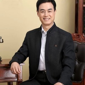【中年男装冬季上衣40岁价格】最新中年男装