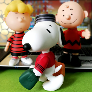  span class=h>snoopy /span>史努比手办 span class=h>公仔 /span>