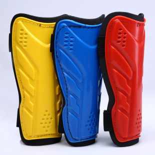 特价足球装备护腿板插板男女青少年护小腿足球防护护具儿童护腿板