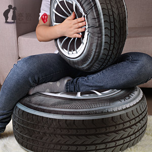 恋磨坊 创意立体汽 span class=h>车轮 /span>胎抱枕靠枕靠垫男孩玩具