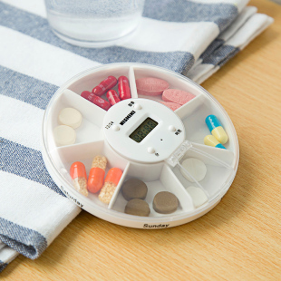 日本进口电子药盒便携小药盒创意迷你药盒分装智能药盒定时提醒器